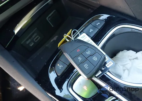 2022 Buick Envision Fwd Avenir z USA, uszkodzony, nr VIN LRBFZRR42ND080202